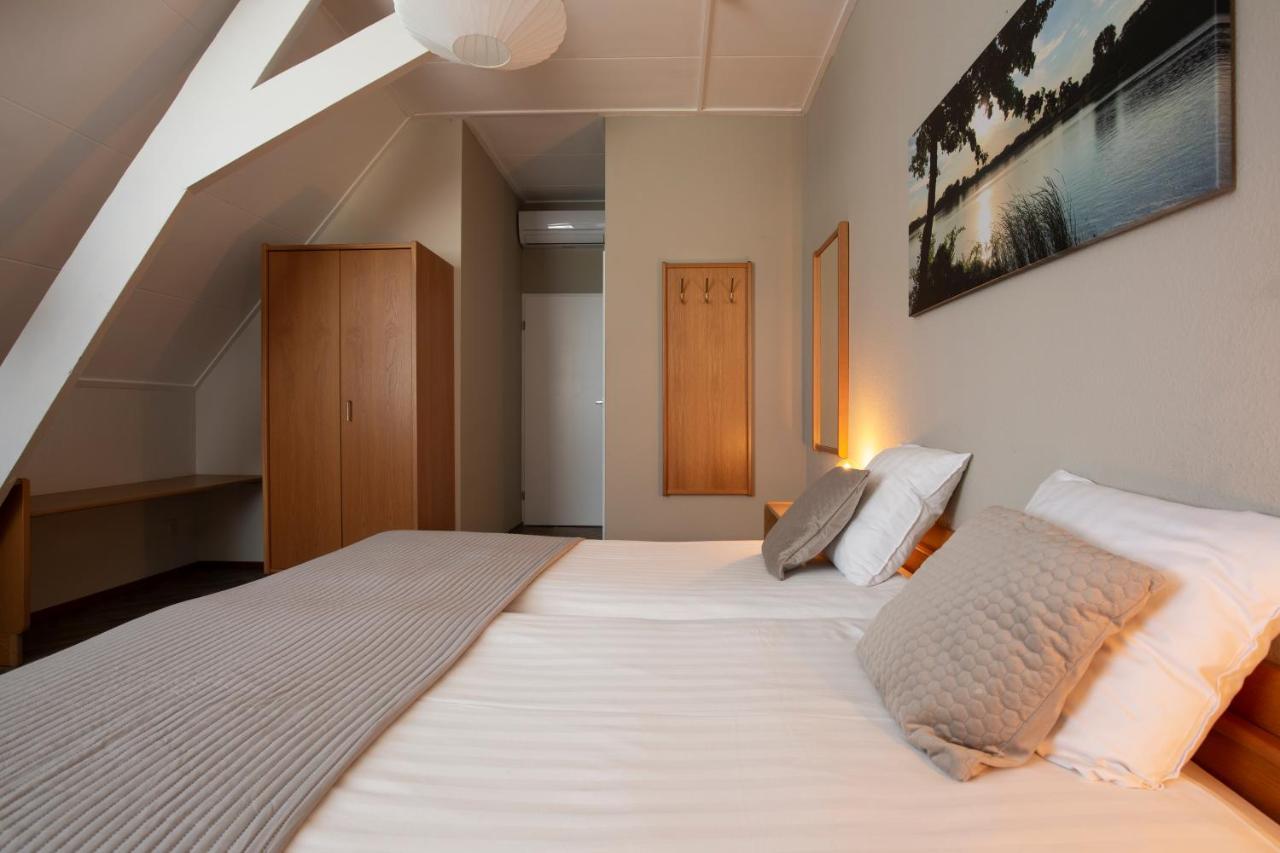 Hotel Restaurant Mondriaan 3*